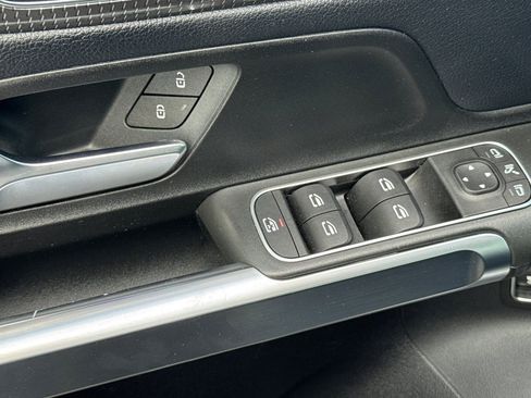 Certified 2021 Mercedes-Benz GLB 250 image 12