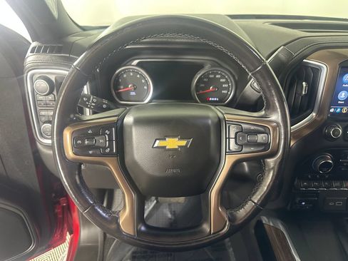 Used 2021 Chevrolet Silverado 1500 High Country w/ Technology Package AWD/4WD image 26