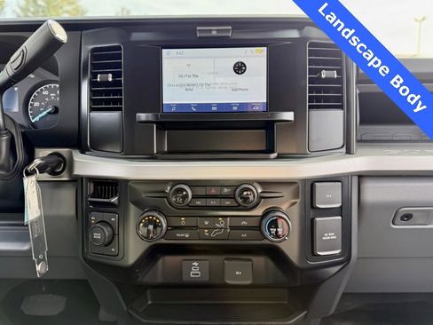 New 2025 Ford F550 4x4 Crew Cab Super Duty w/ XL Chrome Package image 15