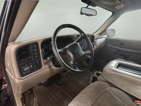 Used 2001 Chevrolet Silverado 2500 LS w/ Off-Road Skid Plate Pkg AWD/4WD image 8