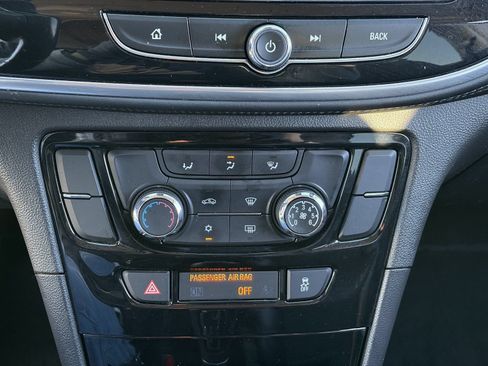 Certified 2019 Buick Encore Preferred FWD image 29
