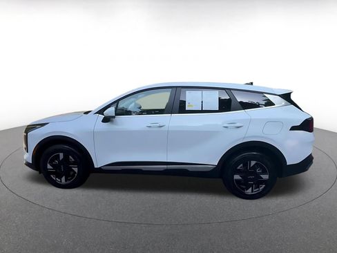 Used 2026 Kia Sportage LX AWD/4WD image 9