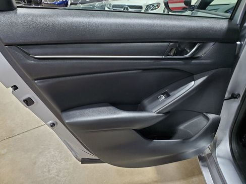 Used 2022 Honda Accord Sport image 25
