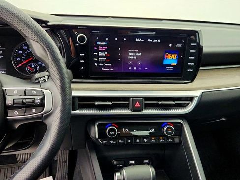 Used 2024 Kia K5 EX w/ EX Premium Package image 18