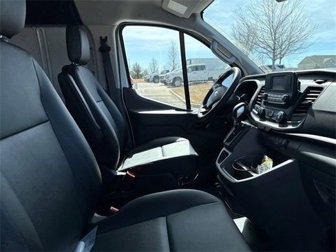 New 2025 Ford Transit 250 Low Roof RWD image 31