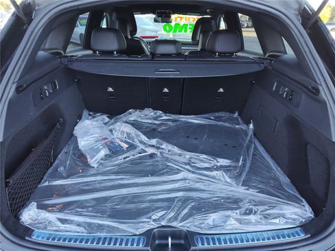 New 2025 Mercedes-Benz GLC 300 4MATIC image 6
