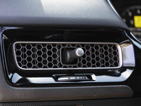 Certified 2023 Honda Civic Sport Touring image 36