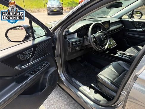 Certified 2022 Lincoln Corsair AWD w/ Equipment Group 101A image 13