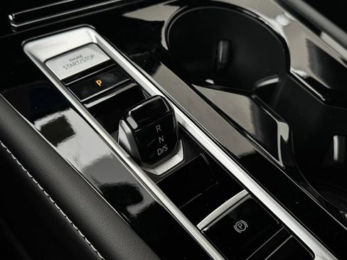 New 2026 Volkswagen Atlas Cross Sport SE FWD image 20