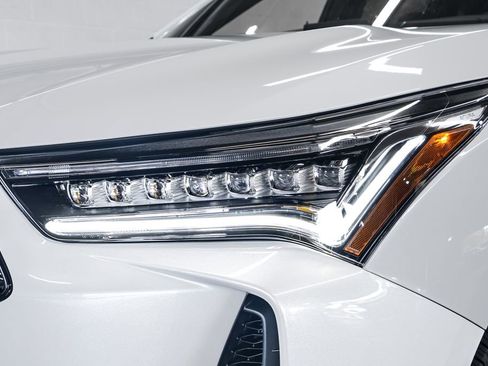New 2026 Acura RDX SH-AWD image 9