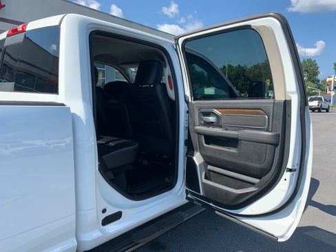 Used 2024 RAM 2500 Laramie AWD/4WD image 31