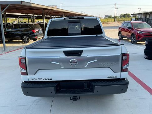 Used 2020 Nissan Titan Platinum Reserve w/ Moonroof Package AWD/4WD image 8