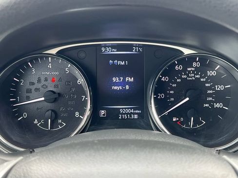 Used 2016 Nissan Rogue S FWD image 15