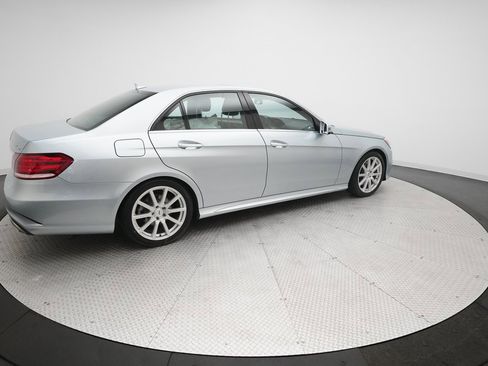 Used 2015 Mercedes-Benz E 350 4MATIC Sedan image 38