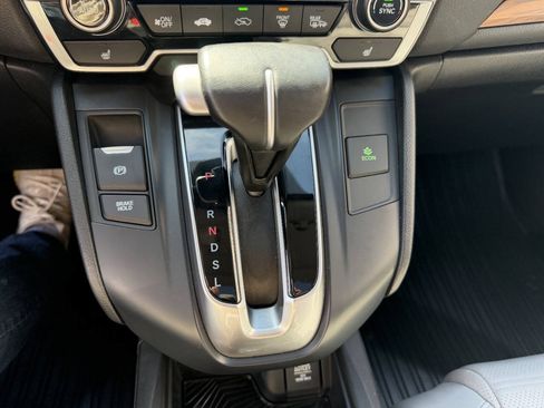 Used 2018 Honda CR-V Touring image 37