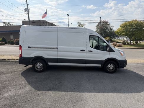 Used 2020 Ford Transit 250 Medium Roof AWD w/ Interior Upgrade Package image 2