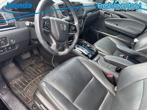 Used 2019 Honda Pilot Elite image 11