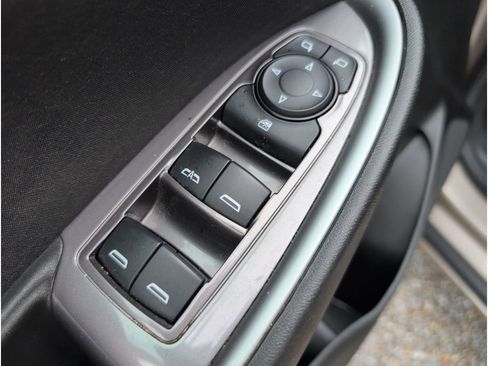 Used 2023 Chevrolet Malibu LT image 12