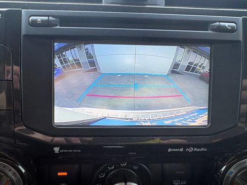 Used 2019 Toyota 4Runner TRD Off-Road Premium AWD/4WD image 20