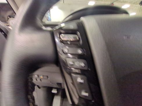 Used 2024 INFINITI QX80 Luxe w/ Cargo Package image 13