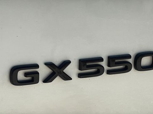 Used 2024 Lexus GX 550 AWD/4WD image 84