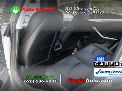 Used 2023 Tesla Model 3 Standard Range RWD image 9
