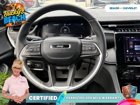 Used 2024 Jeep Grand Cherokee L Laredo AWD/4WD image 18