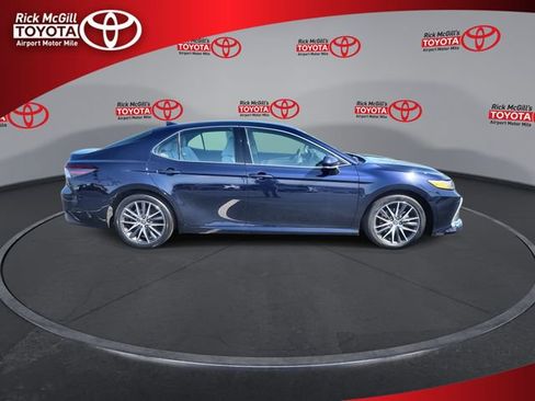 Used 2022 Toyota Camry XLE w/ Protection Package (Q2) (TMS) FWD image 9