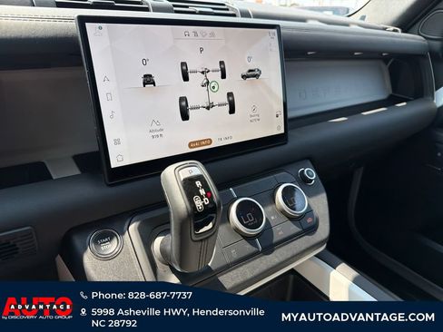Used 2025 Land Rover Defender 110 S AWD/4WD image 20
