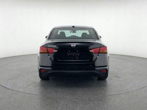 Used 2025 Nissan Altima 2.5 SV FWD image 7