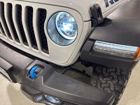 Used 2023 Jeep Wrangler Unlimited Rubicon 4xe w/ Cold Weather Group AWD/4WD image 29