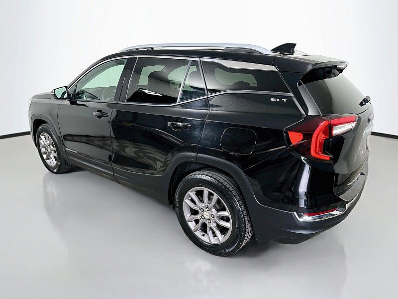 Used 2024 GMC Terrain SLT AWD/4WD image 5