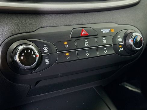 Used 2016 Kia Sorento L FWD image 5