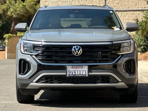Used 2026 Volkswagen Atlas Cross Sport SE FWD image 8