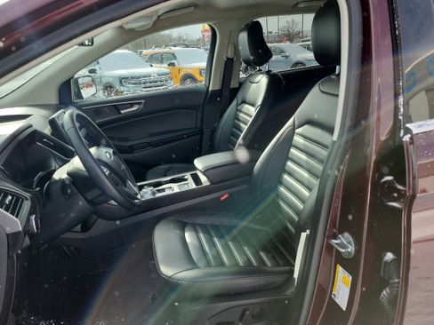 Used 2024 Ford Edge SEL w/ Convenience Package image 8