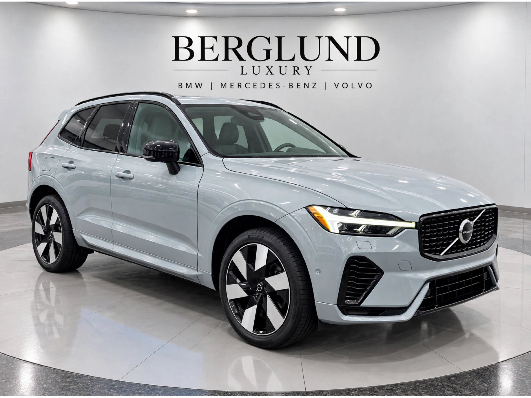 Certified 2026 Volvo XC60 B5 Plus w/ Protection Package Premier AWD/4WD image 1