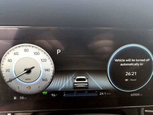 Used 2023 Hyundai Elantra Limited w/ Winter Weather Package image 21