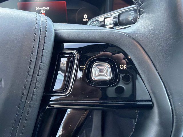Used 2023 Lincoln Aviator Reserve w/ Equipment Group 201A RWD image 25