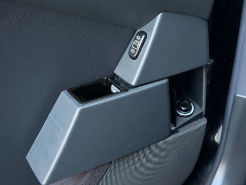 Used 2001 Mercedes-Benz S 55 AMG image 35