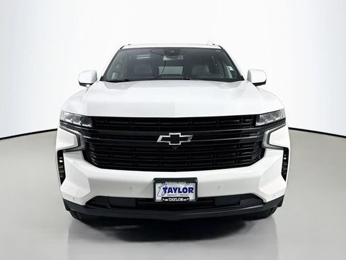 Used 2023 Chevrolet Suburban RST w/ Luxury Package AWD/4WD image 2