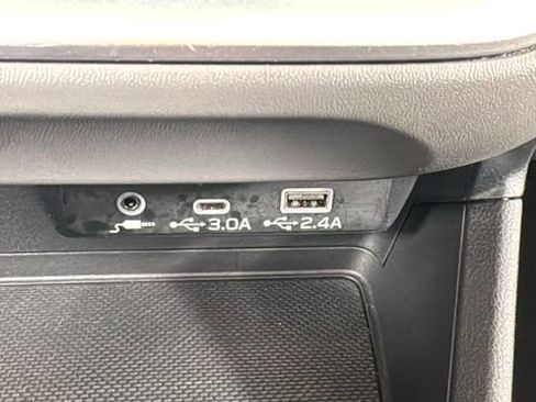 Certified 2024 Subaru Crosstrek 2.0i Premium image 31