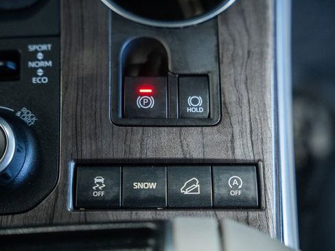Used 2022 Toyota Highlander Limited AWD/4WD image 26