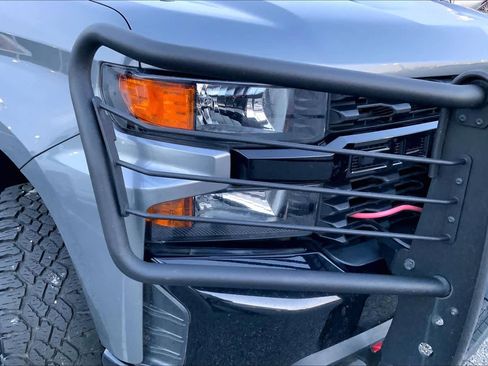 Used 2021 Chevrolet Silverado 1500 Custom Trail Boss w/ LPO, Dark Essentials Package image 25