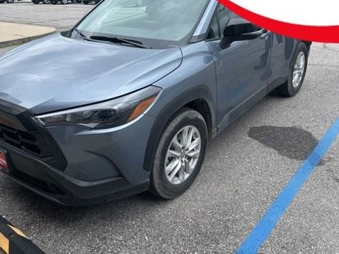 Used 2026 Toyota Corolla Cross LE w/ Moonroof Package AWD/4WD image 1