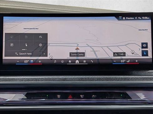 Used 2025 BMW i7 eDrive50 w/ Premium Package RWD image 13