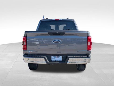 Used 2023 Ford F150 XLT AWD/4WD image 5
