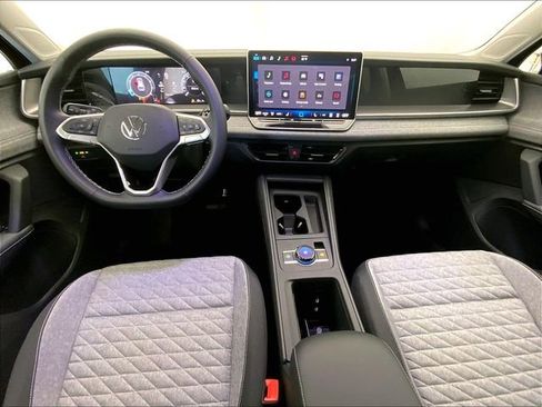New 2026 Volkswagen Tiguan S AWD/4WD image 6
