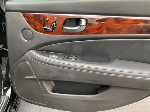 Used 2015 Hyundai Equus Signature image 43