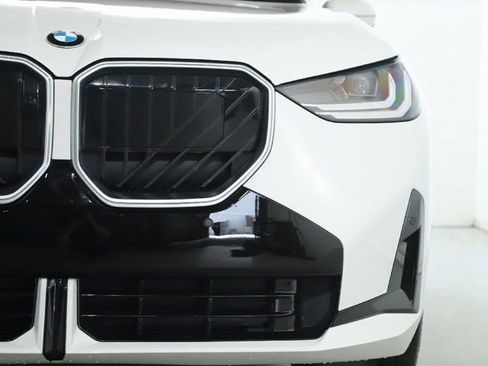Used 2026 BMW X3 xDrive30i w/ Premium Package AWD/4WD image 9