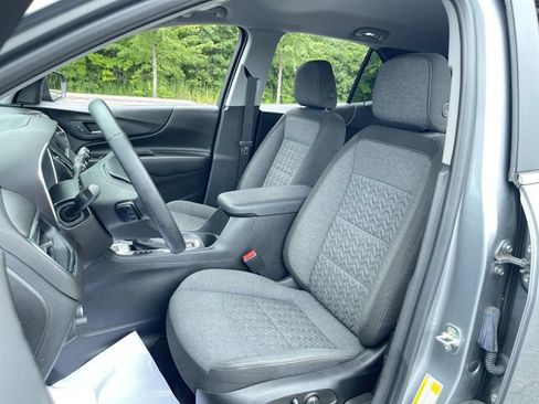 Certified 2024 Chevrolet Equinox LT AWD/4WD image 18
